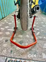 Paddock stand