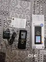 Brandnew keypad mobile phone + 8gb memory card