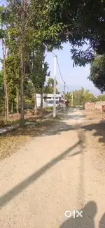 150sqyd 20ft Rd East facing