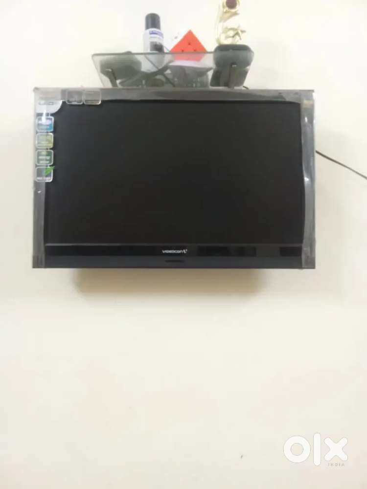 24 inch LCD goog condition