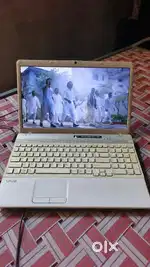 Sony i3 6gb ram 256gb manmrry or 300 gb hrd