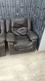 3 + 1 recliner leather sofa. With one coffee table