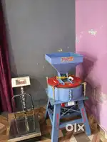 Diamond aata chakki with 1 kuntle weight machine