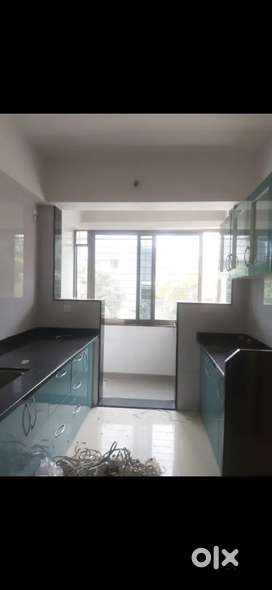 2bhk semi furnish flat rent.near chandak circle nasik