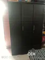 ALMIRAH BECHNA HAI