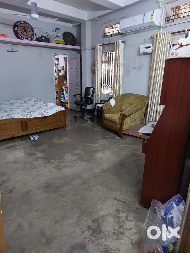 Roadside g + 3 story building for office & godown for Rent Uzan bazar