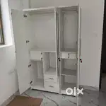 PREMIUM QUALITY OF 3 DOOR WARDROBE FROM FACTORY