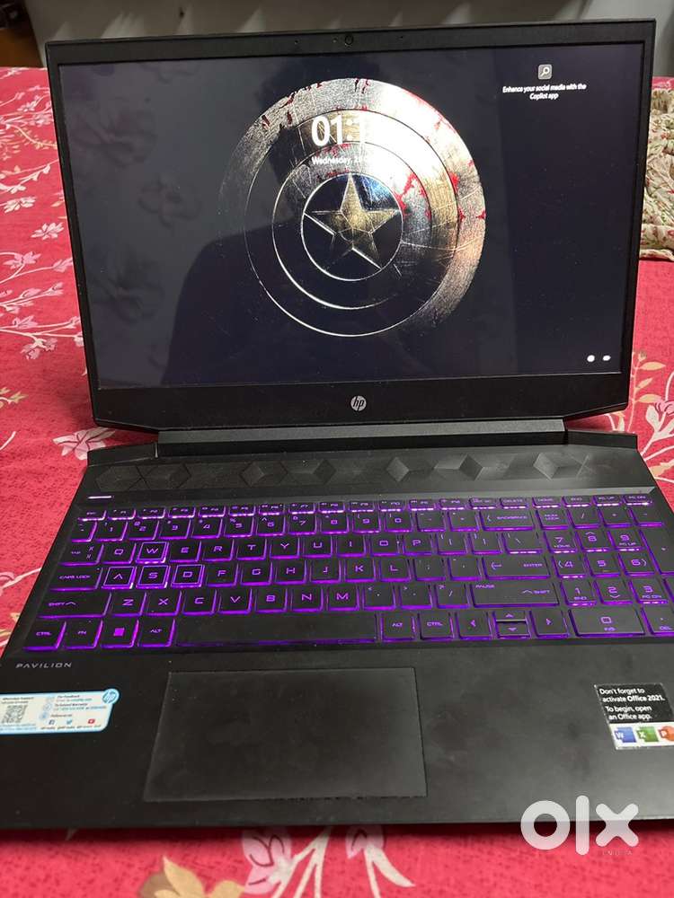 Laptop HP pavilion 2.4 years old