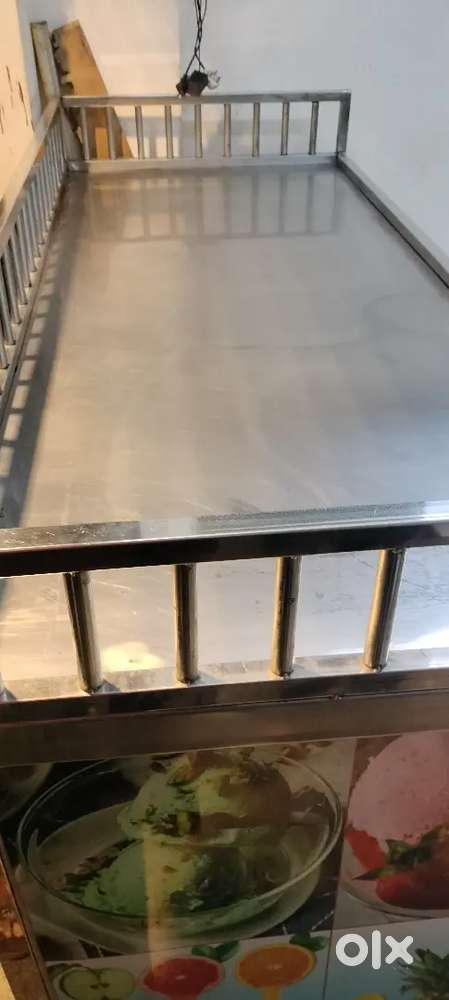 Steel counter