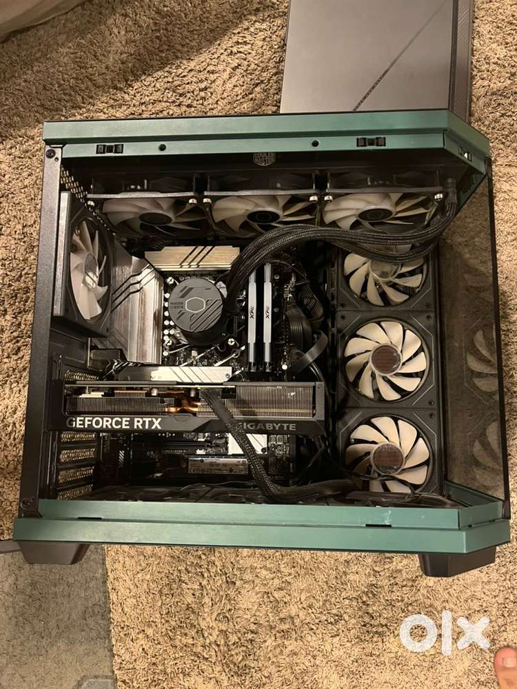 Second hand pc (1 year used only)