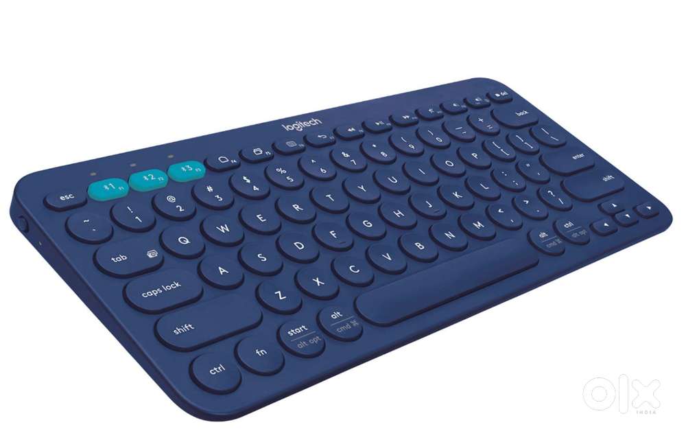 Logitech Pebble M350 Mouse + Logitech K380 Keyboard + Sleeve (Bundle)