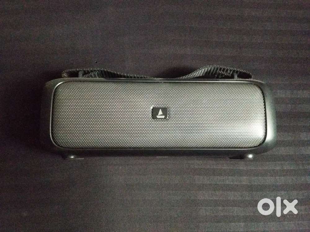 Boat Bluetooth speaker