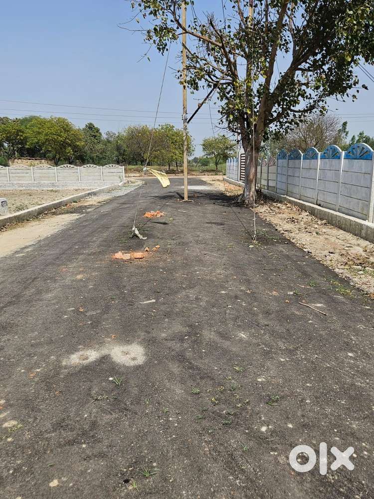 Buy a plot in Lucknow at Khujauli market with bank loan