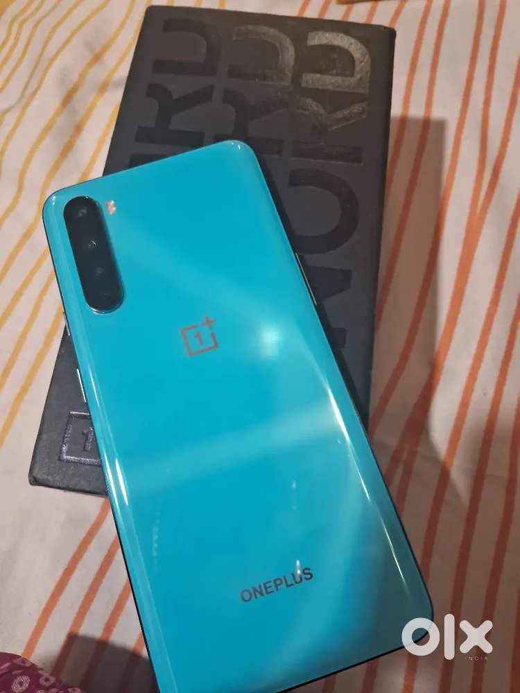 One plus nord  8/128 gb