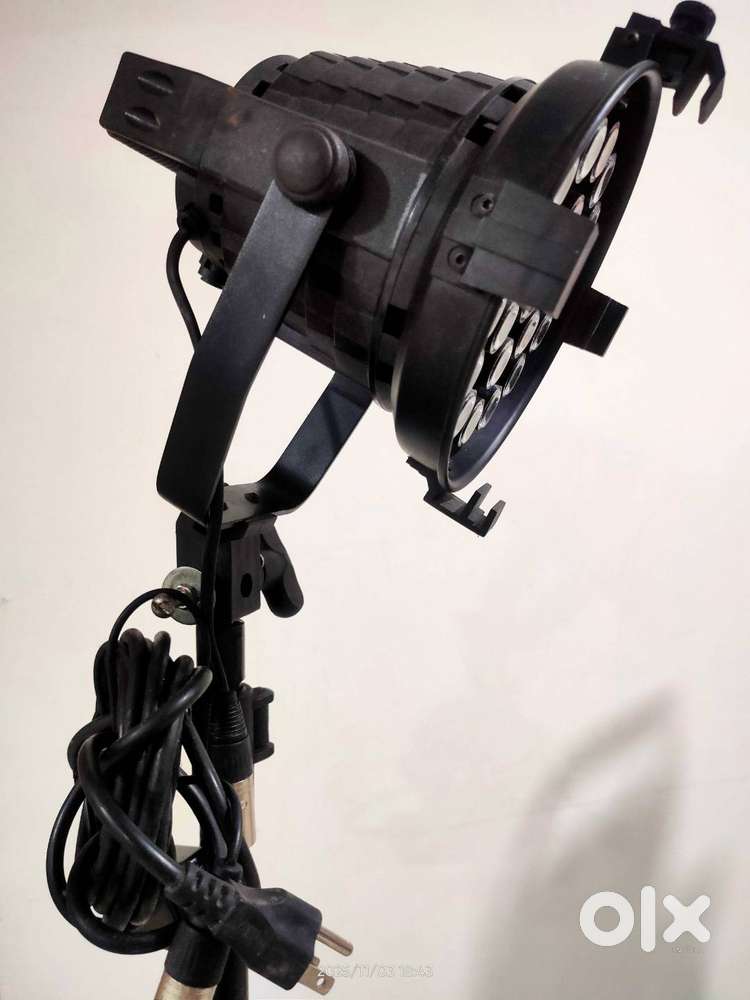 2 baby LED spot lights for shoot ad, video, photography for 4000 only