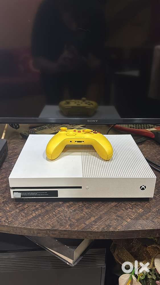 Xbox One S