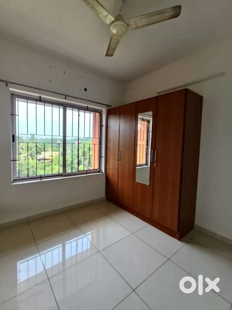 2bhk semi furnished flat rent Near AJ hospital road derebail