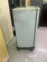Working Fridge for Sale – ₹2000 (12 Years Old)