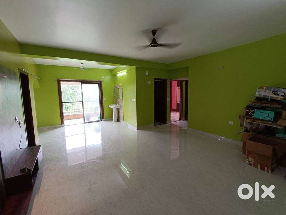 3bhk semi furnished flat