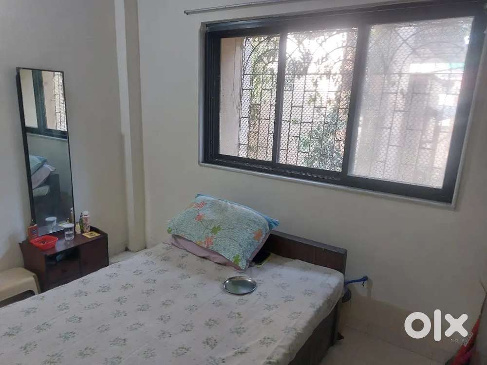 2bed,fridge, washing machine, gas pipe line available with stove