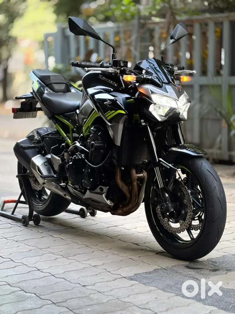 Kawasaki Z900 BS6 TFT MH12 Single Owner 4k Kms Only!