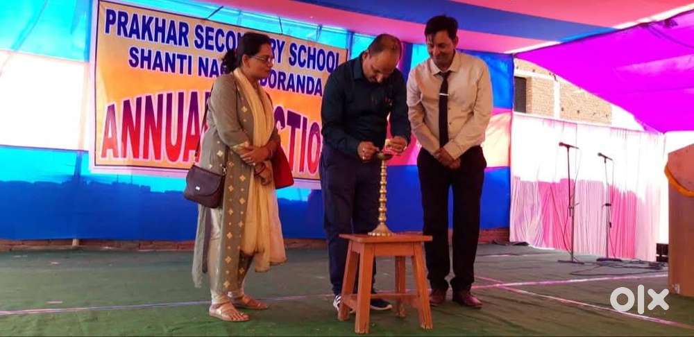 Male & Female English Speaking Teachers