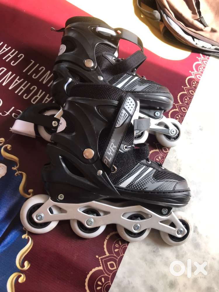 Skating shoes and accessories