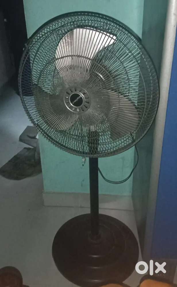 Crompton.      Stand fan good condition