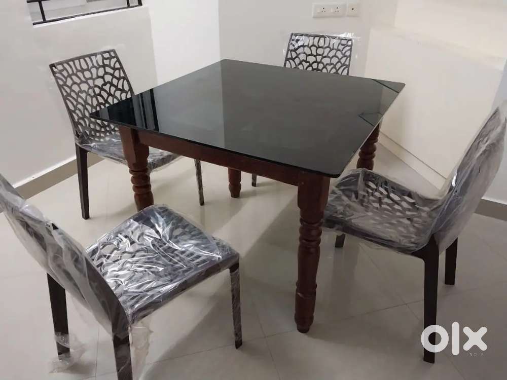 Dinning table without chair