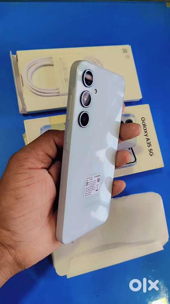 Galaxy A35. 5G. 8GB 128GB like new