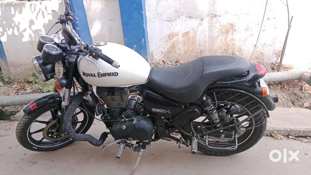 Thunderbird 350 x white colour good condition