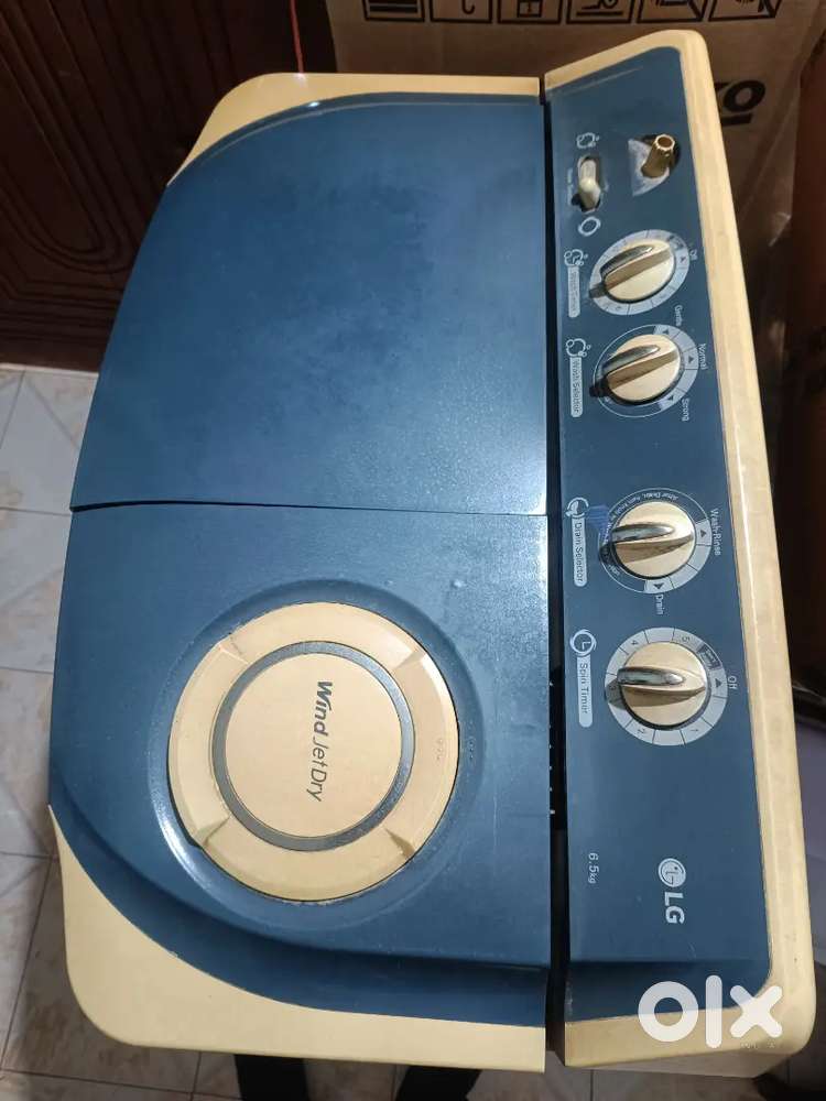 LG 6.5 kg semi autometic washing machine for sale
