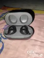 Boult Audio Truebuds With case