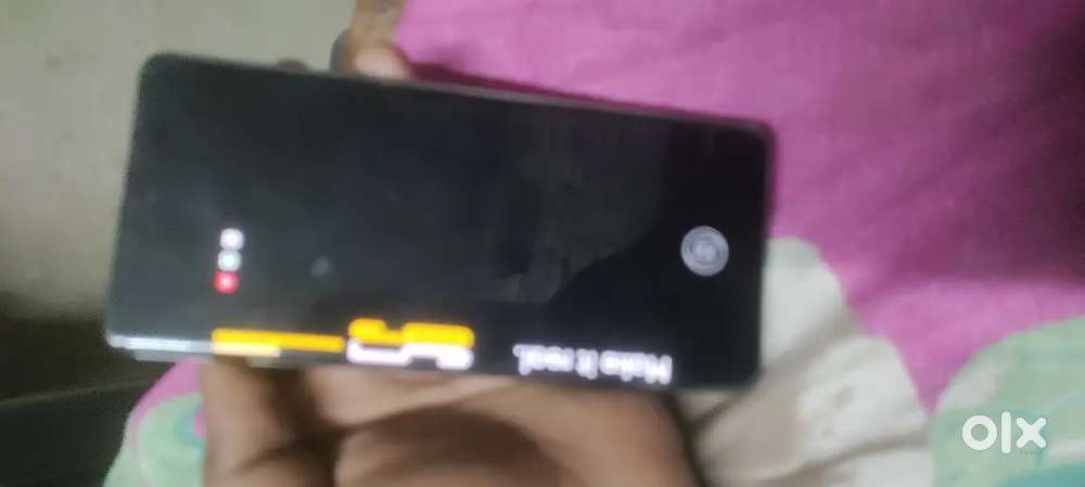 Realme 12 pro 5g  bil box charger hai 15 month old good condition