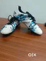 Football turf shoes