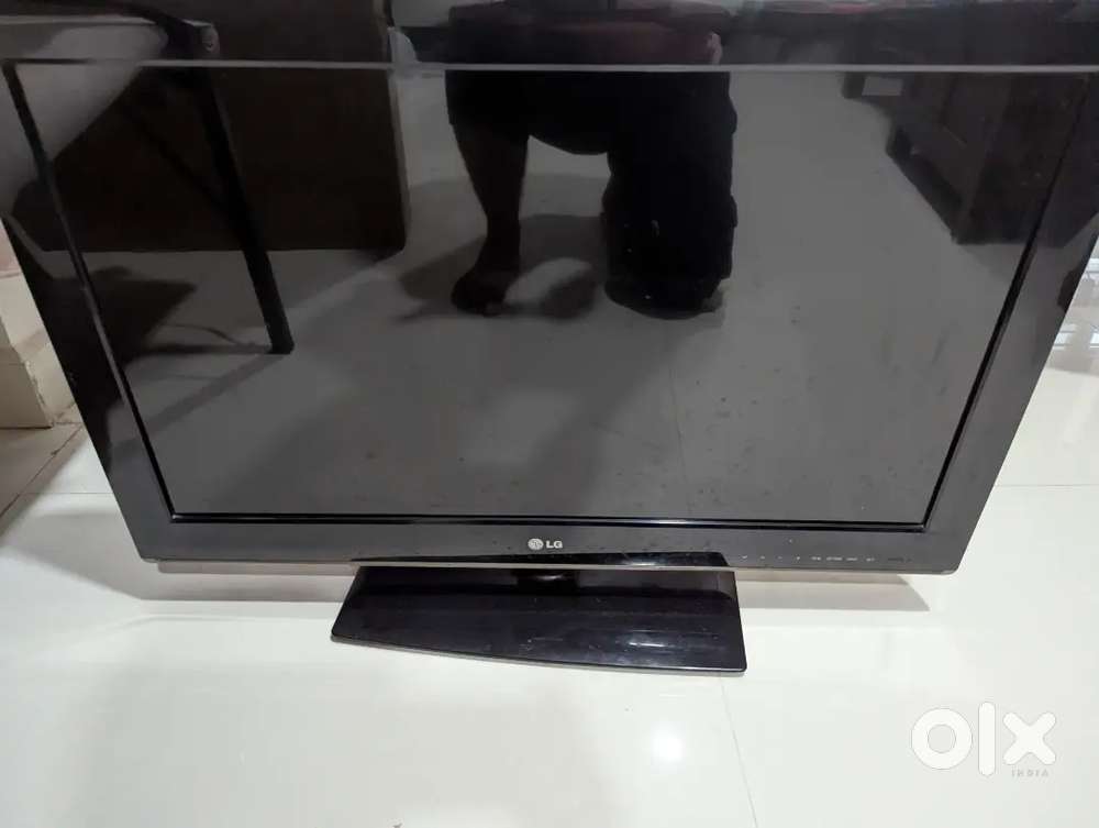 LG 32 inch TV in good condition