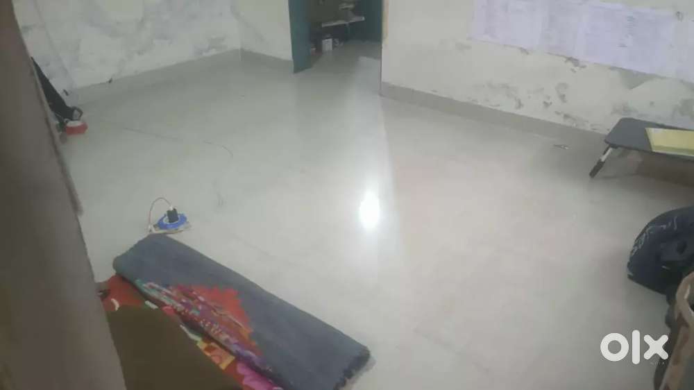 1 Male Roomate required in a 1 RK flat