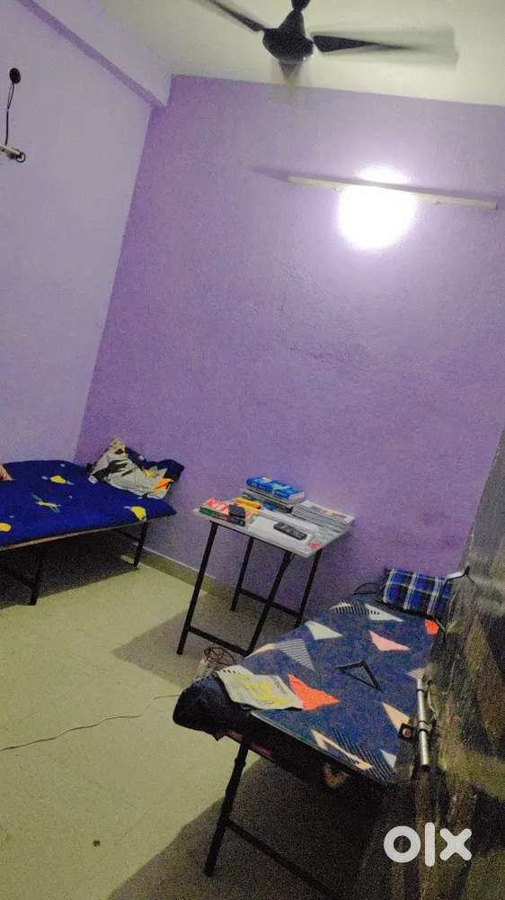 Sharing flat for Girl