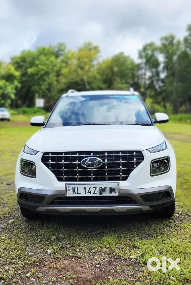 Hyundai Venue 2020 Diesel 25000 Km Driven