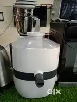 CROMA JUICER JUST 2499