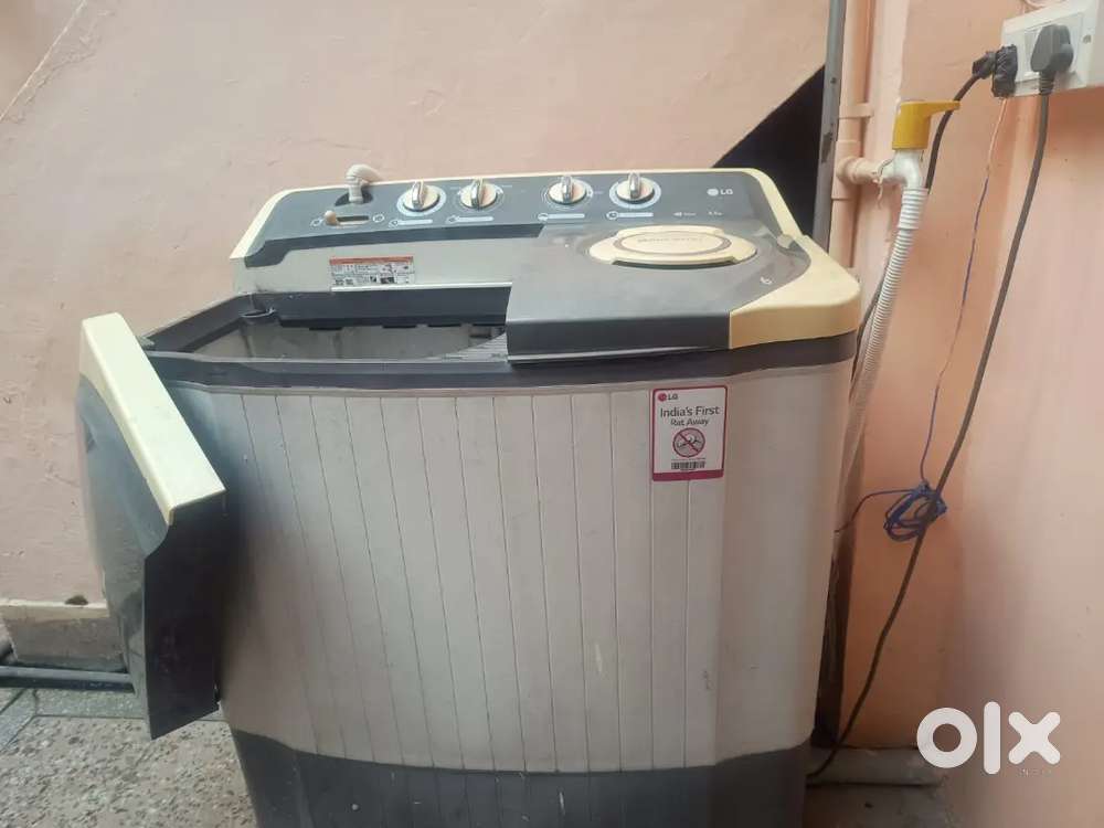Rarely used Washing machine for sale