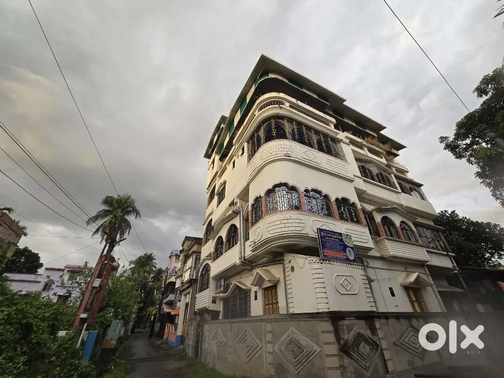 Spacious 2BHK with 2 bathrooms, hall, a balcony and CCTV surveillance.