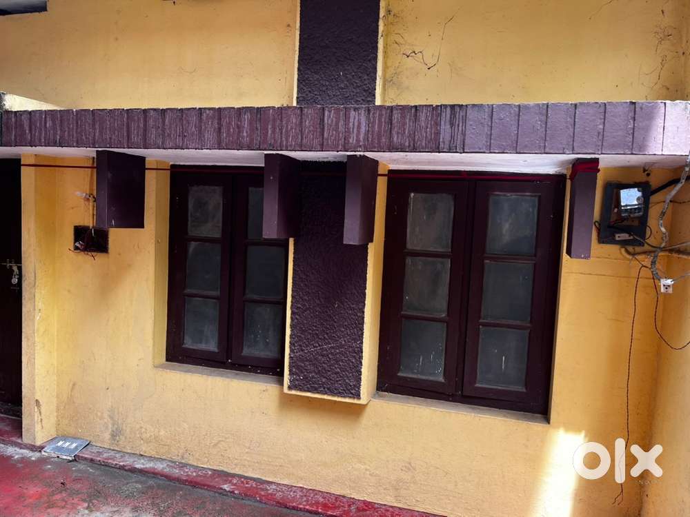 2bhk house near ekm market.