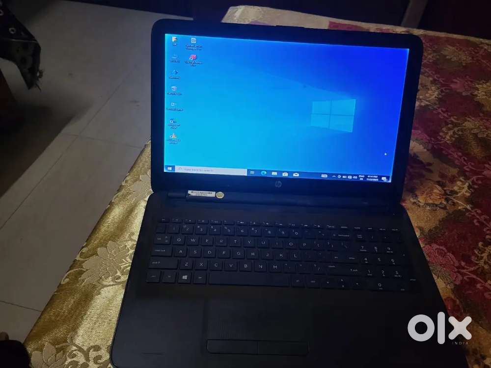 Hp laptop in 12gb Ram,1 tb Hdd intel core i3,6th gen in good condition
