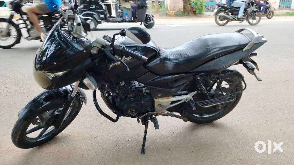 Pulsar 150 old model