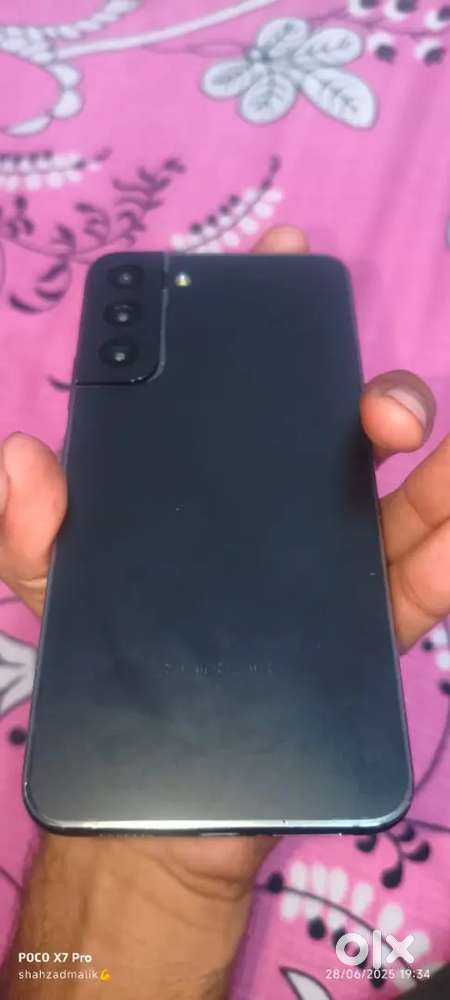 Samsung s22plus 8.128