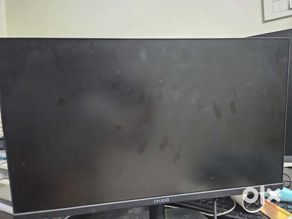 Croma Monitor for sale