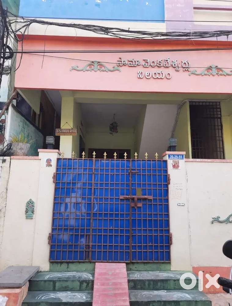 Shop/House for rent