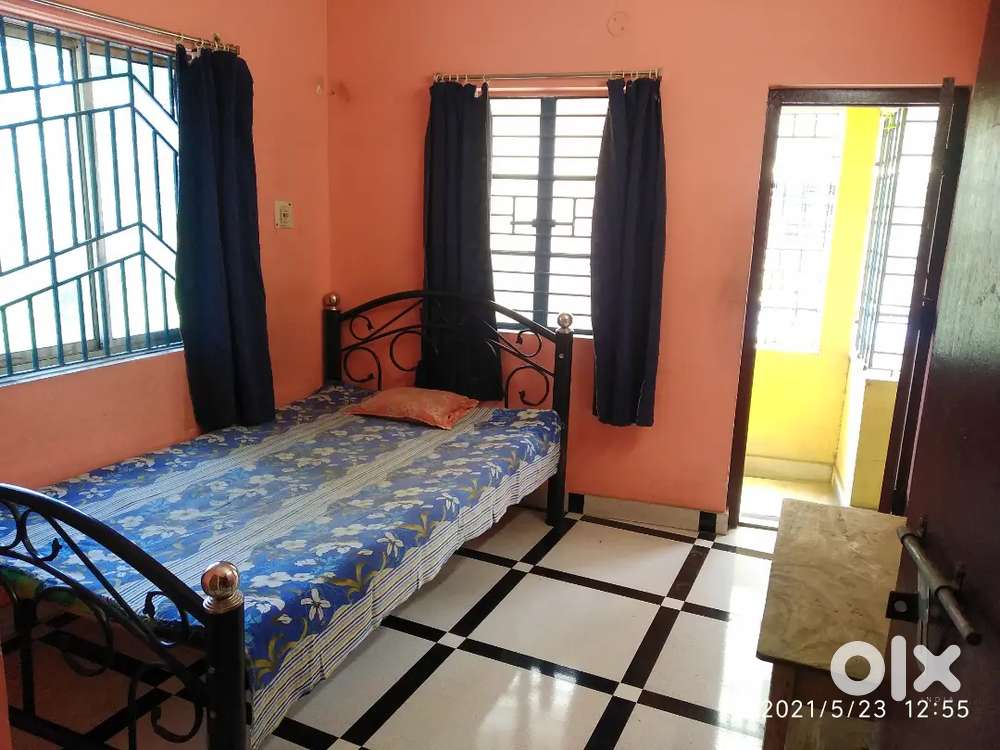 Want male/boy pg in personal/shared room at sodepur