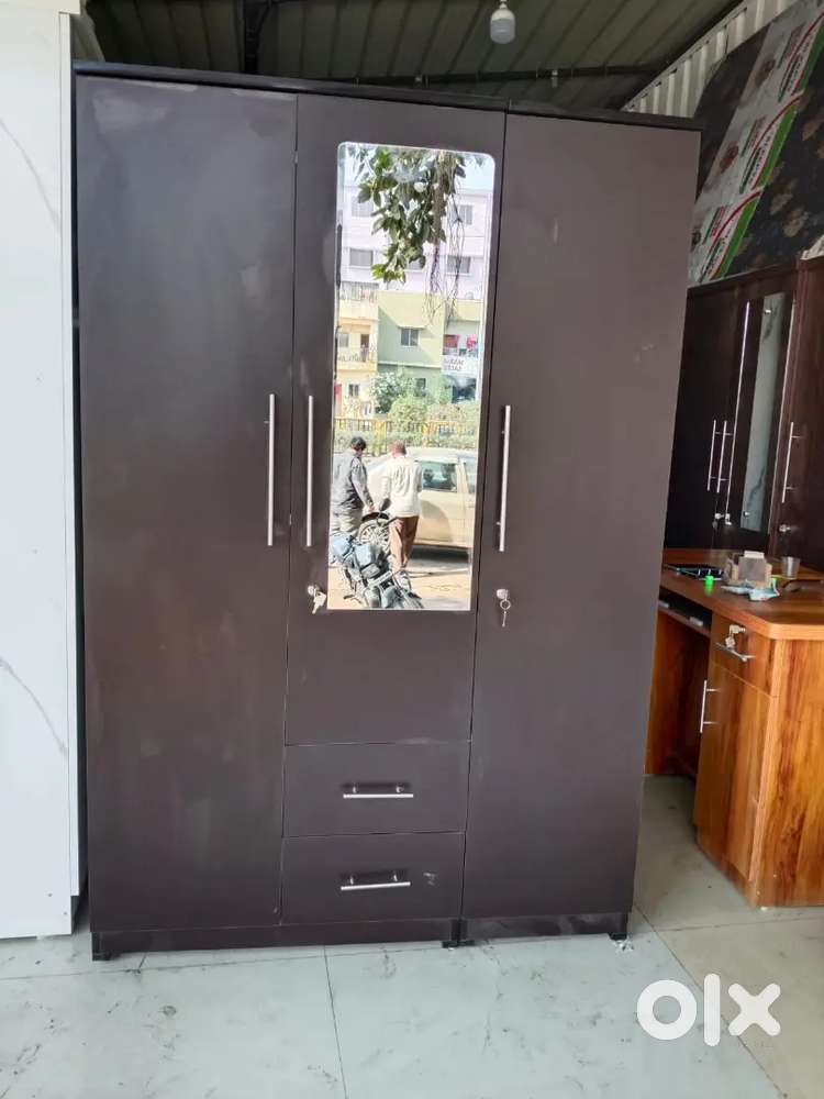 Almari 3 Door Brand New Wardrobe